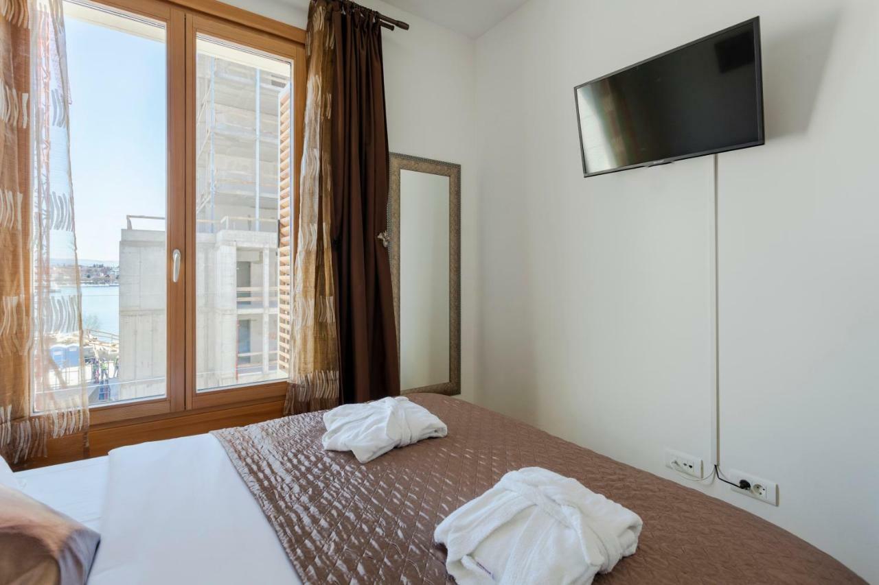 New Luxury Apartment Nives On Seaside Split Exteriér fotografie
