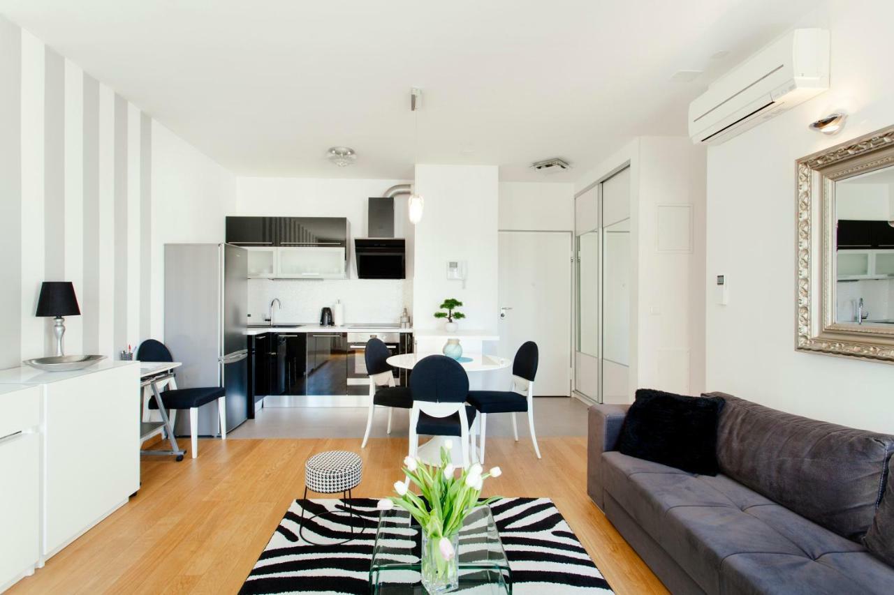 New Luxury Apartment Nives On Seaside Split Exteriér fotografie